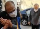 يرى أمه بعد 50 عاماً من الفراق