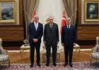 خلال لقاء وزير الجيش الاسرائيلي مع الرئيس التركي