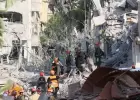من الدمار جراء سقوط صواريخ إيران في إسرائيل - 14 يونيو 2025 - فرانس برس
