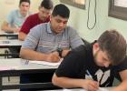 طلاب الثانوية العامة