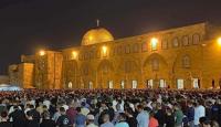 الاعتداء على المصلين في القدس