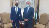 خلال اللقاء