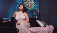 الفنانة منى فاروق