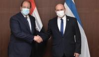 نفالتي بنيت وعباس كامل