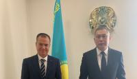 السفير منتصر ابو زيد خلال لقاءه مع نائب وزير خارجية كازاخستان