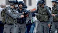 الشرطة الاسرائيلية تعتقل شاب فلسطيني