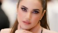 الفنانة درة