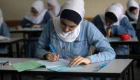خلال تقديم الامتحان