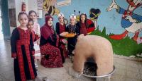 أطفال روضة الطفل السعيد التابعة لجميعة إحياء الثقافة
