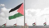 تنكيس علم فلسطين - أرشيفية