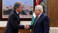 الرئيس محمود عباس خلال لقاء سابق مع وزير الخارجية الأمريكي أنتوني بلينكن