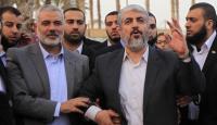 اسماعيل هنية رئيس المكتب السياسي لحركة حماس وخالد مشعل