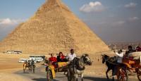 سياح في مصر