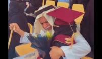 تصرف أب سعودي مع ابنته بعد التخرج يشعل مواقع التواصل