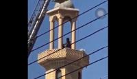 شاب مصري يحاول الانتحار بالقفز من مئذنة