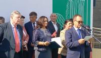 السفير منتصر أبو زيد حلال القاء الكلمة