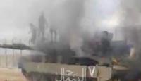 دبابة محترقة