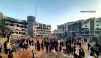 مواطنون يتفقدون مستشفى الشفاء عقب انسحاب جش الاحتلال