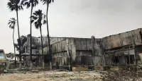 الاحتلال أحرق صالة المغادرين بالمعبر بعد نحو 40 يوما من السيطرة عليه (مواقع التواصل)