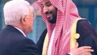 الرئيس محمود عباس وولي عهد السعودية محمد بن سلمان