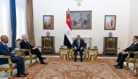 الرئيس المصري عبد الفتاح السيسي خلال استقبال رئيس المخابرات الأمريكية
