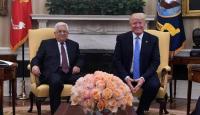 الرئيس الفلسطيني محمود عباس والرئيس الأميركي المنتخب دونالد ترمب خلال لقاء سابق في البيت الأبيض