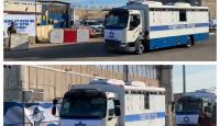 وصول الأسيرات والأسرى لسجن عوفر٬ ممن سيتم الافراج عنهم اليوم ضمن صفقة التبادل
