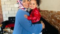 الصحفية الاء الحسنات مع سارة