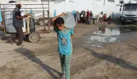 توزيع المساعدات الإنسانية