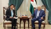 الرئيس عباس ونائب وزير الخارجية الياباني البرلماني
