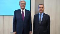 الرئيس الكازاخستاني جومار توكايف والسفير منتصر أبو زيد