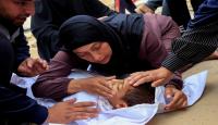 جثمان طفل فلسطيني شهيد في مستشفى ناصر، في خان يونس
