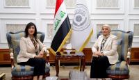 خلال الاجتماع