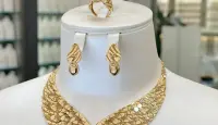 طقم ذهب
