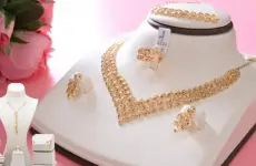 طقم ذهب