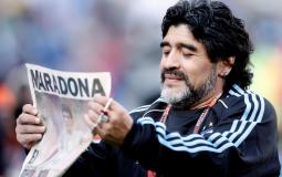 اللاعب الأرجنتيني دييغو مارادونا