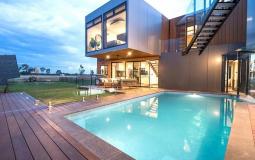 منزل من حاويات الشحن