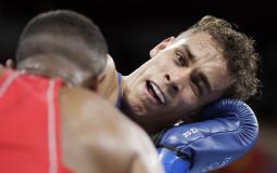 ملاكم مغربي يعض زميله