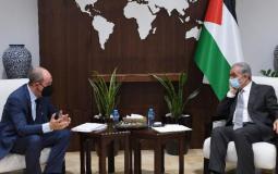 هادي عمرو يلتقي رئيس الوزراء الفلسطيني