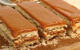 حلى توفي