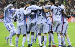 لاعبو برشلونة بعد الانتصار على غلطة سراي