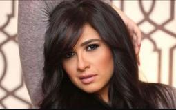 الفنانة ياسمين عبد العزيز