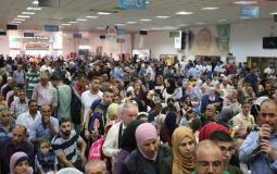 المسافرون عبر معبر الملك حسين