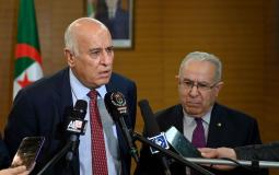 الفريق جبريل الرجوب مع وزير الخارجية الجزائري