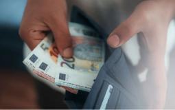 شركة تدفع لموظف 367 ضعف راتبه بالخطأ