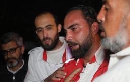 جانب من انتشال جثامين مسعفي الهلال الأحمر الفلسطيني