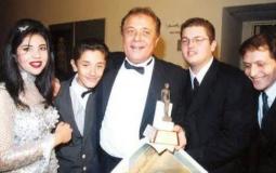 أبناء محمود عبد العزيز