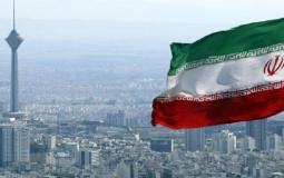 علم إيران