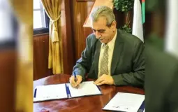 الدكتور علي شعث