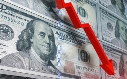 انهيار سعر صرف الدولار